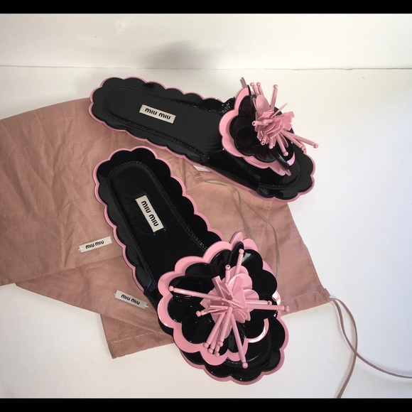 miu miu flower sandals